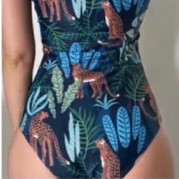 new Leopardess Swim Set Small one-piece swimsuit + cover-up resort-wrap / robe - Picture 12 of 16